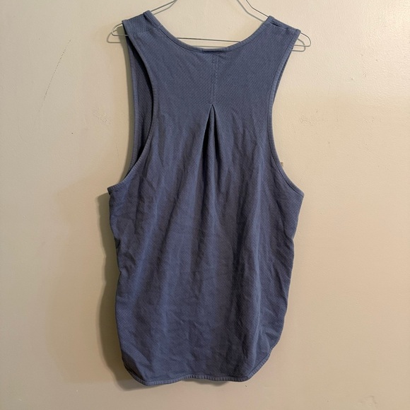 Varley Athletic Size Medium Blue Sleeveless Tank Top Breathable Fitness Gym - Picture 6 of 8